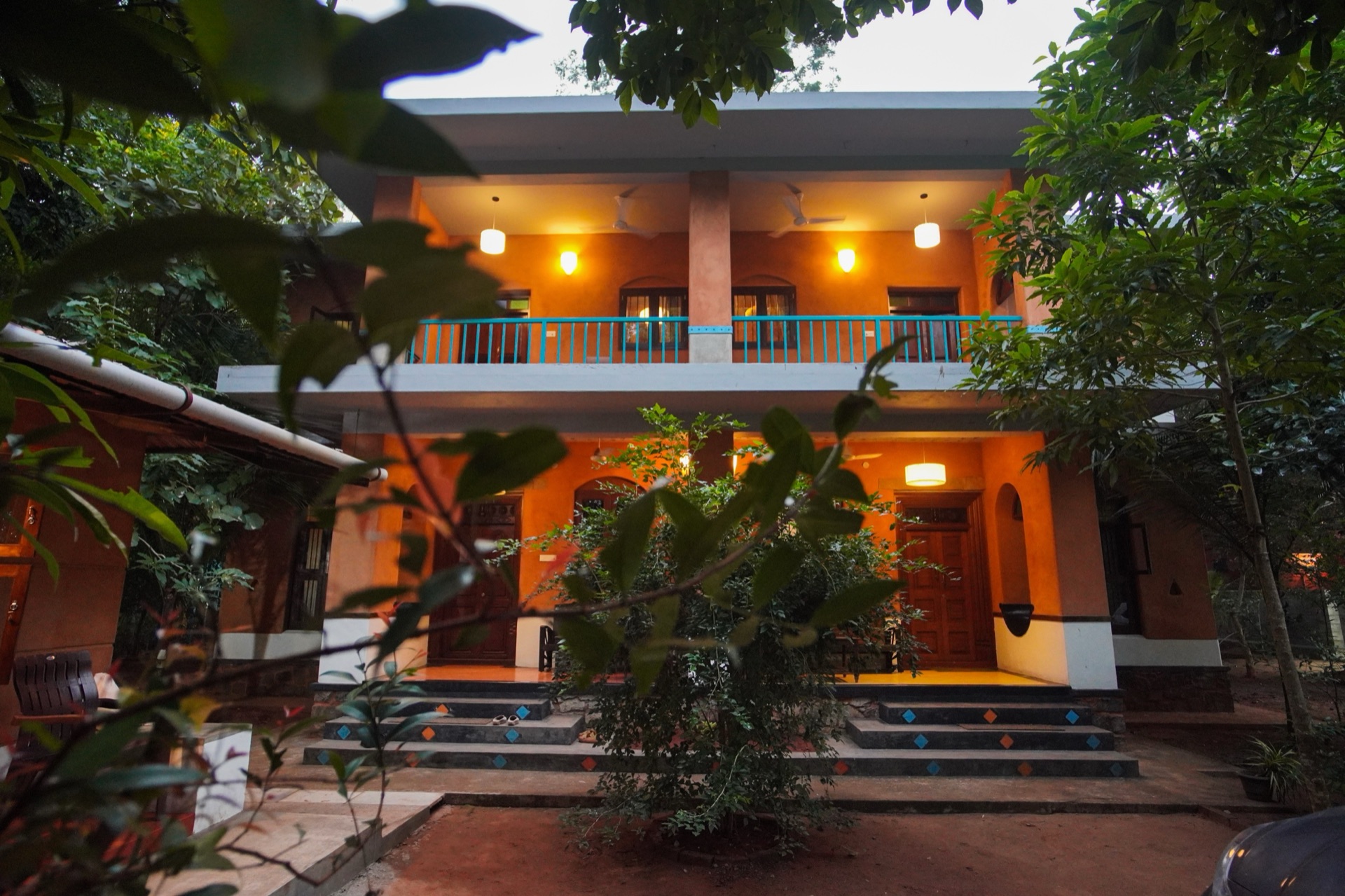 Anpu Cob Retreat at twilight